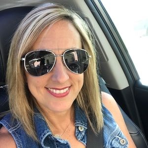 Meet your Posher, Beth